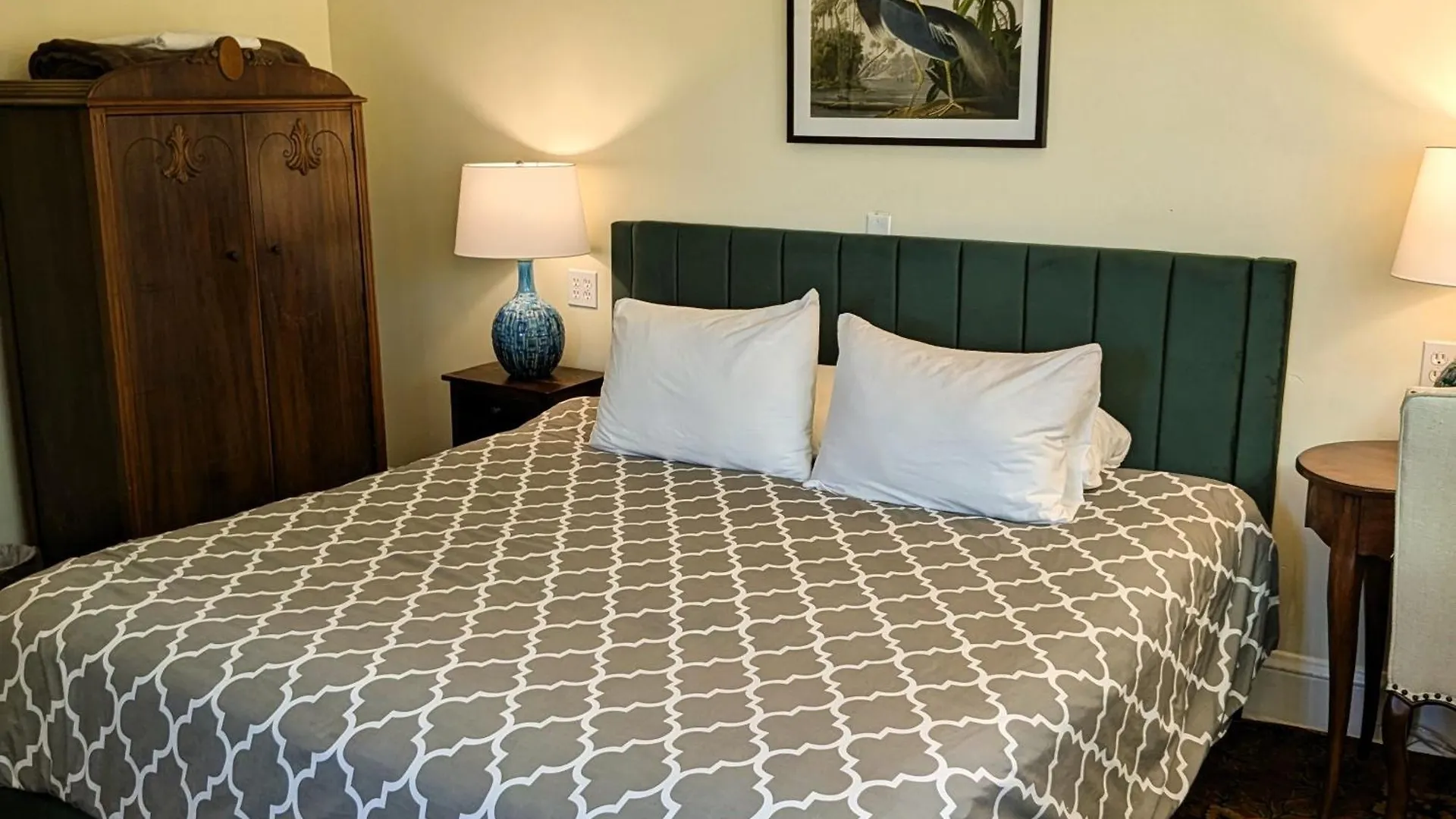 ** Inn Bluebird Guesthouse Portland United States