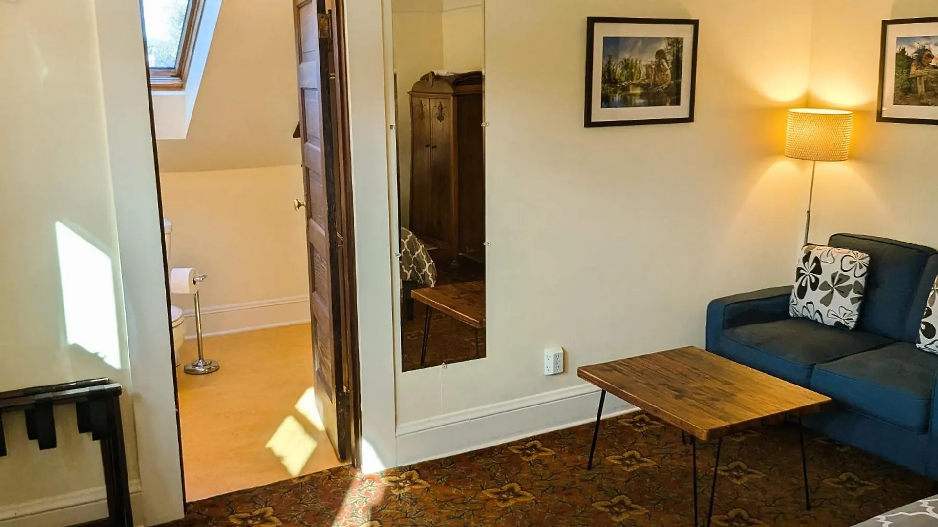 Bluebird Guesthouse Portland