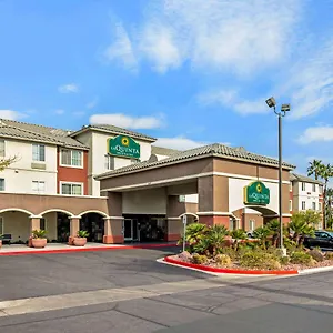 https://la-quinta-inn-suites-las-vegas-redrock-summerlin.las-vegashotels.net